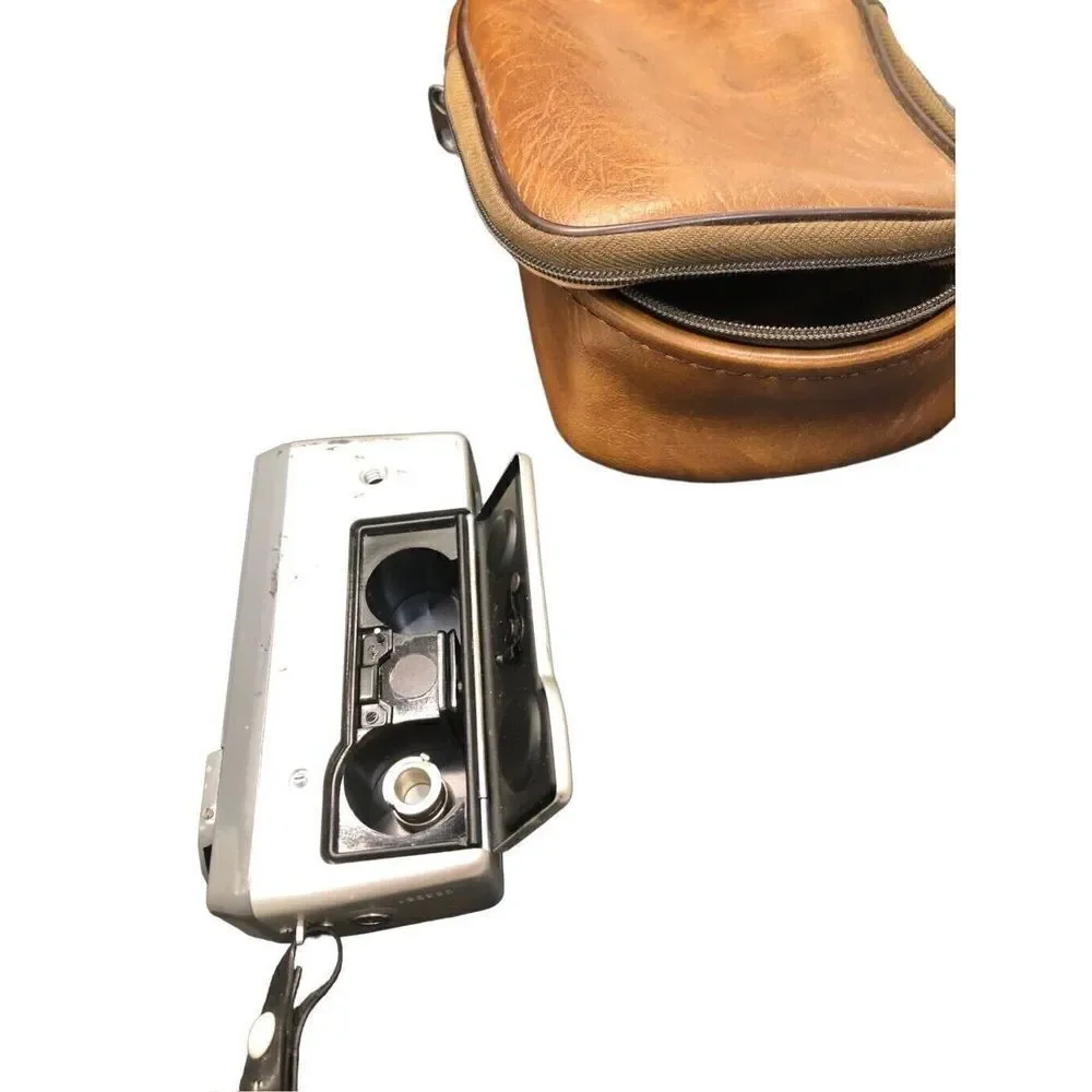Vintage KODAK Real Leather Case and Miniature Film Camera Minolta 16 EE II 16mm